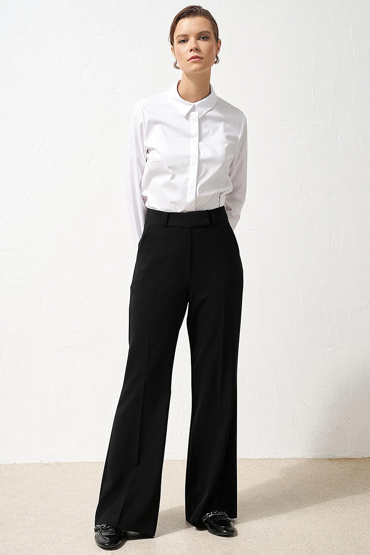 Waist Detail Flare Fit Pants Black