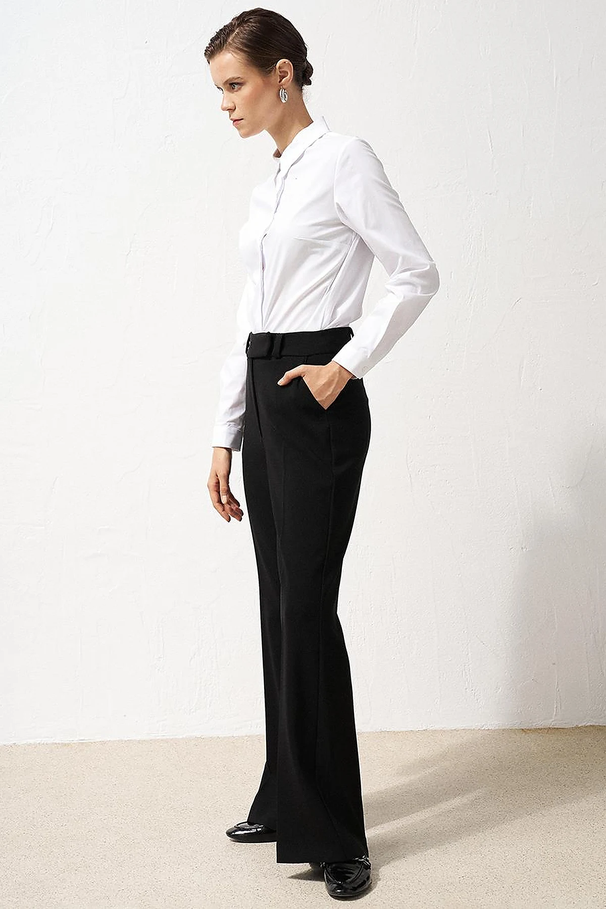 Waist Detail Flare Fit Pants Black