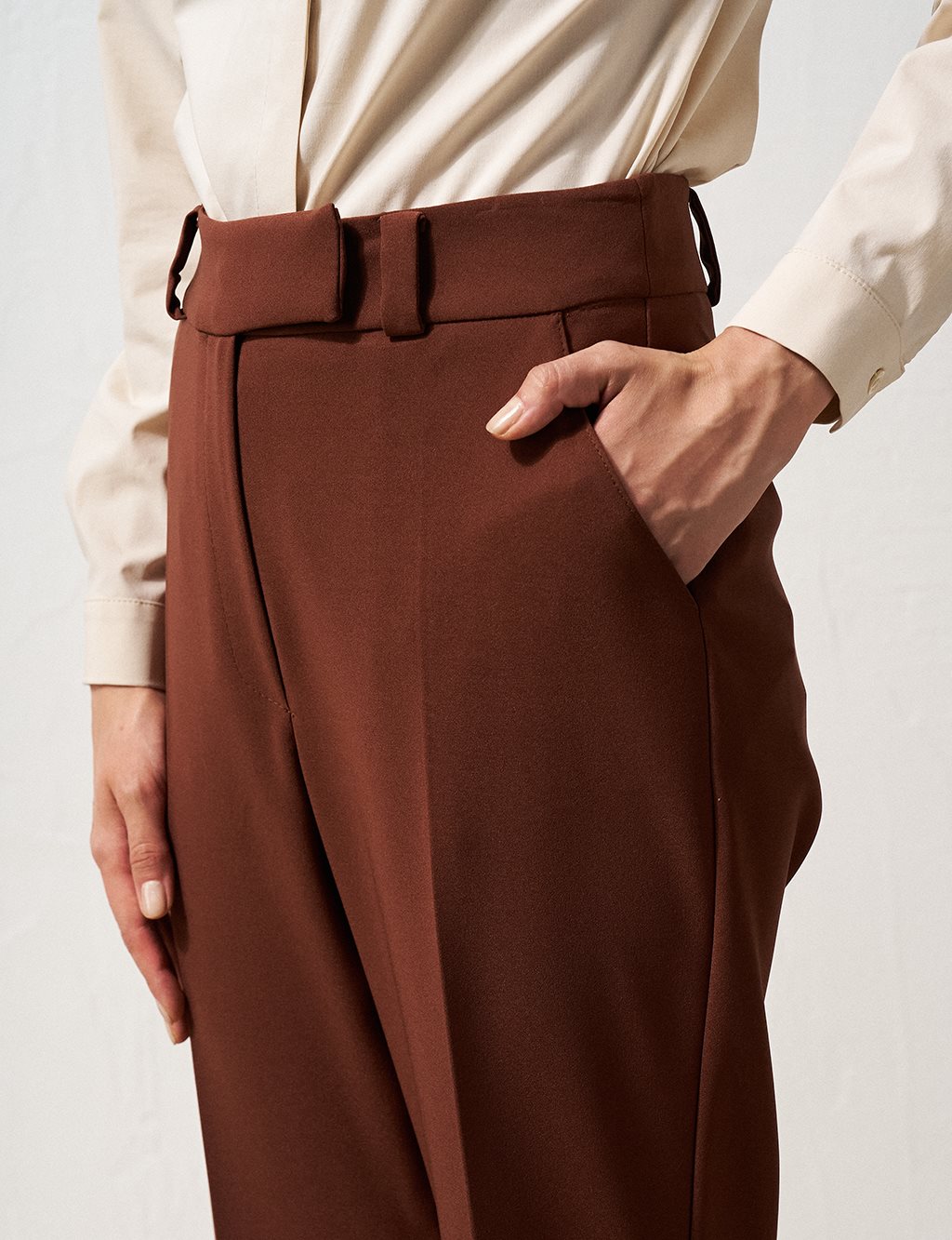 Flare Fit Pants Brown