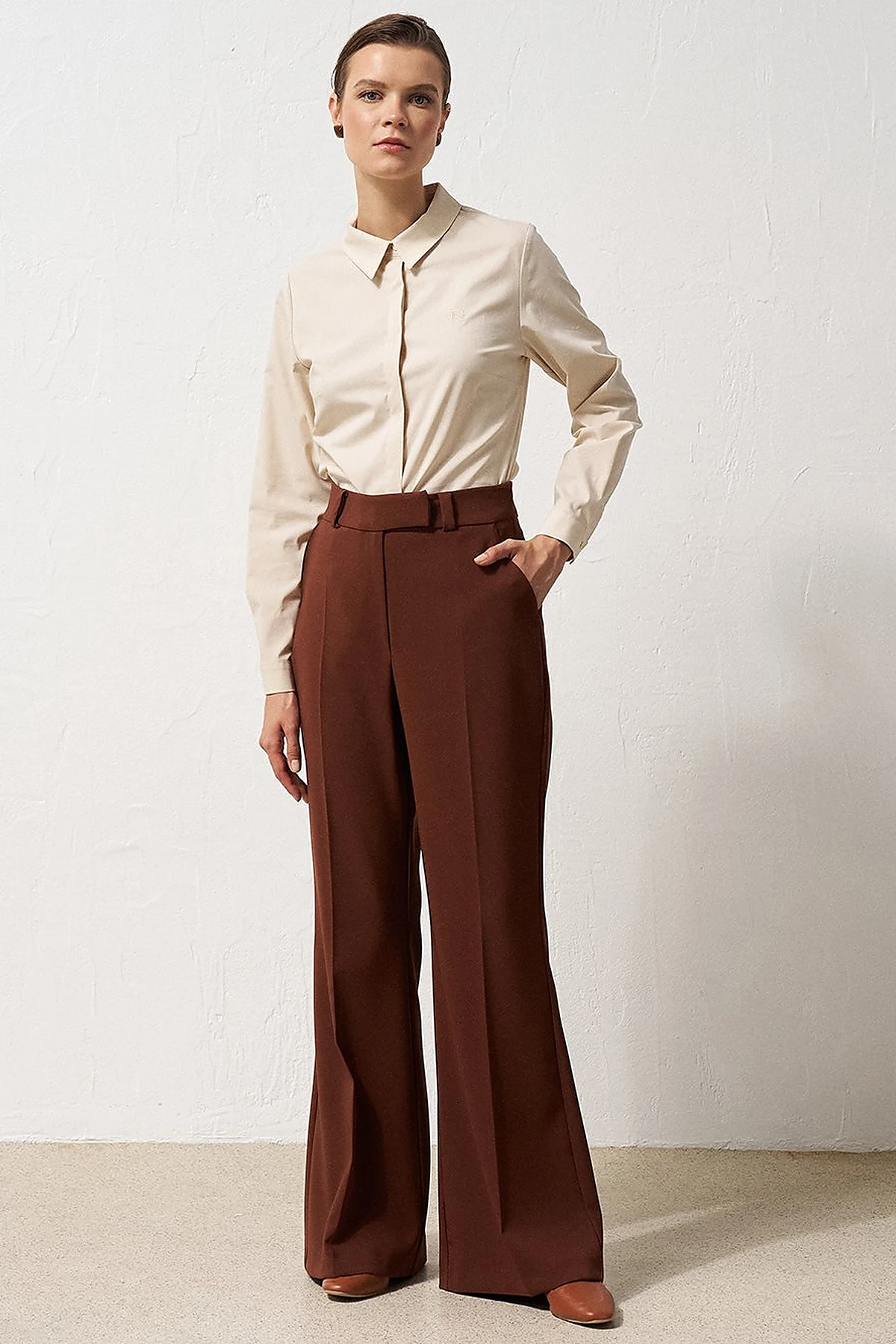 Waist Detail Flare Fit Pants Brown