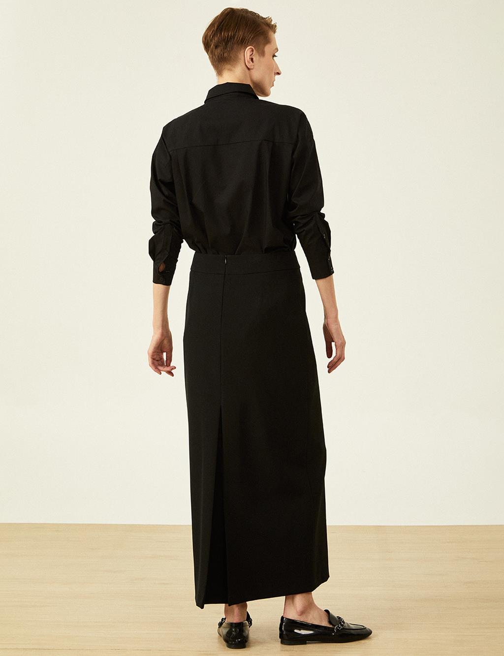 Hidden Slit Detail Bell Skirt Black