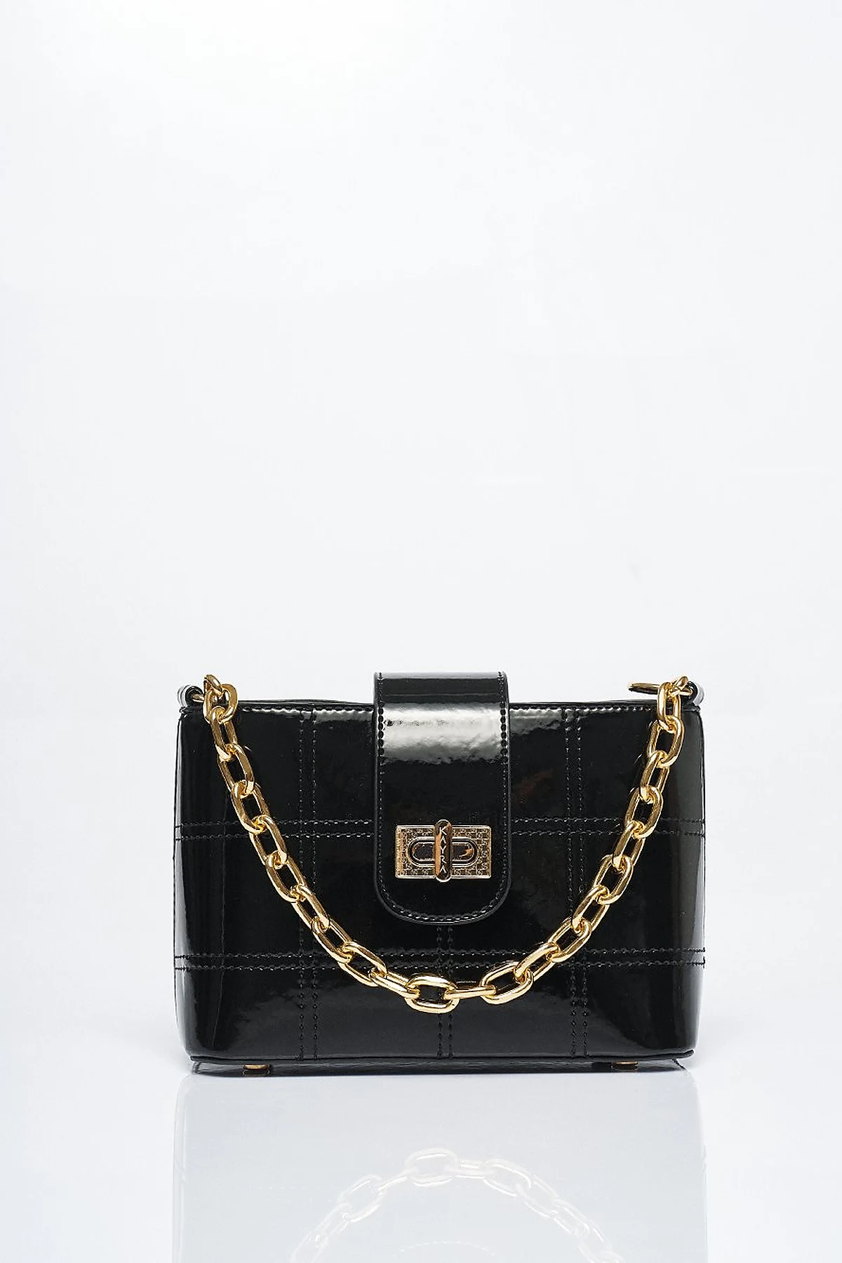 Chain Detailed Patent Leather Bag Black