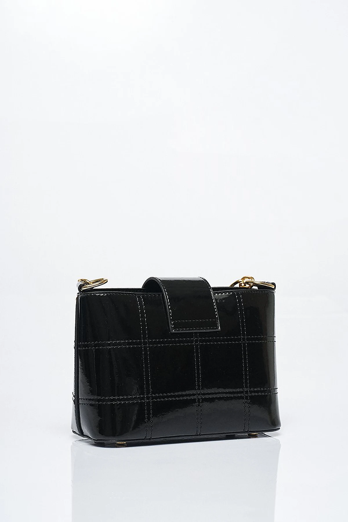 Chain Detailed Patent Leather Bag Black