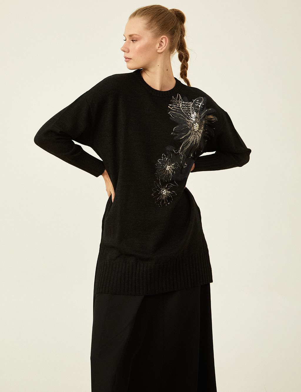 Embroidered Knitwear Tunic Black