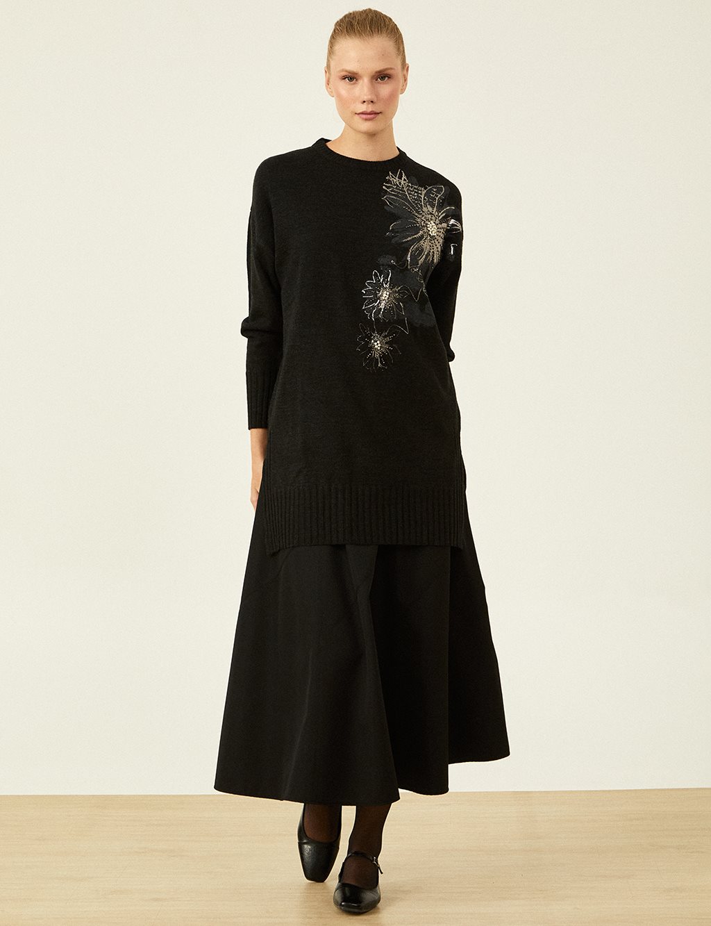 Embroidered Knitwear Tunic Black