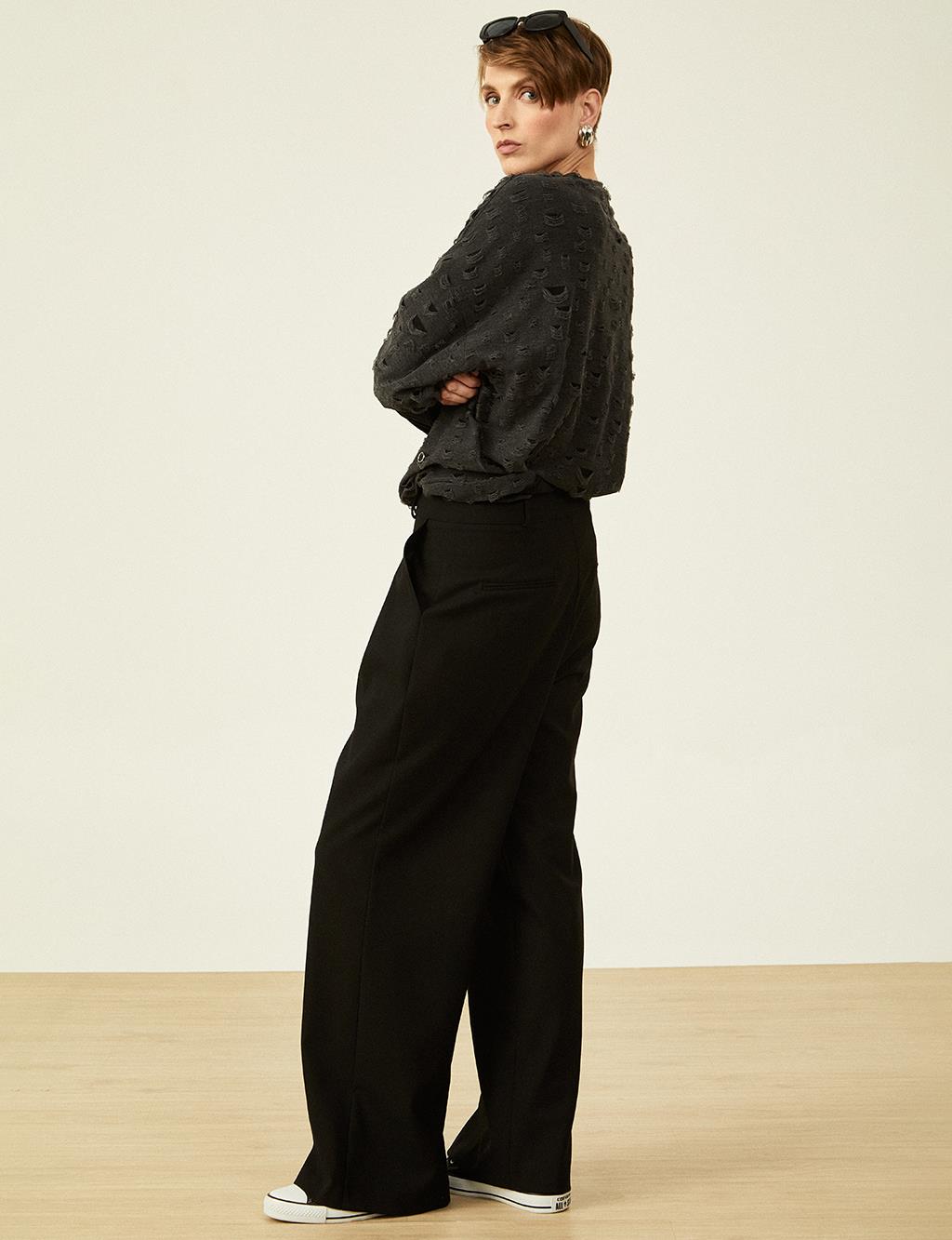 Double Pleated Detailed High Waist Trousers Black