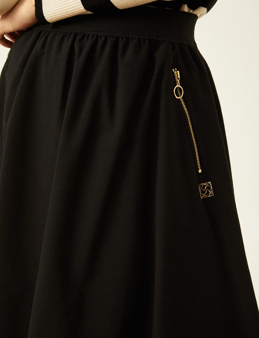 Flared Skirt with Pocket Detail Black