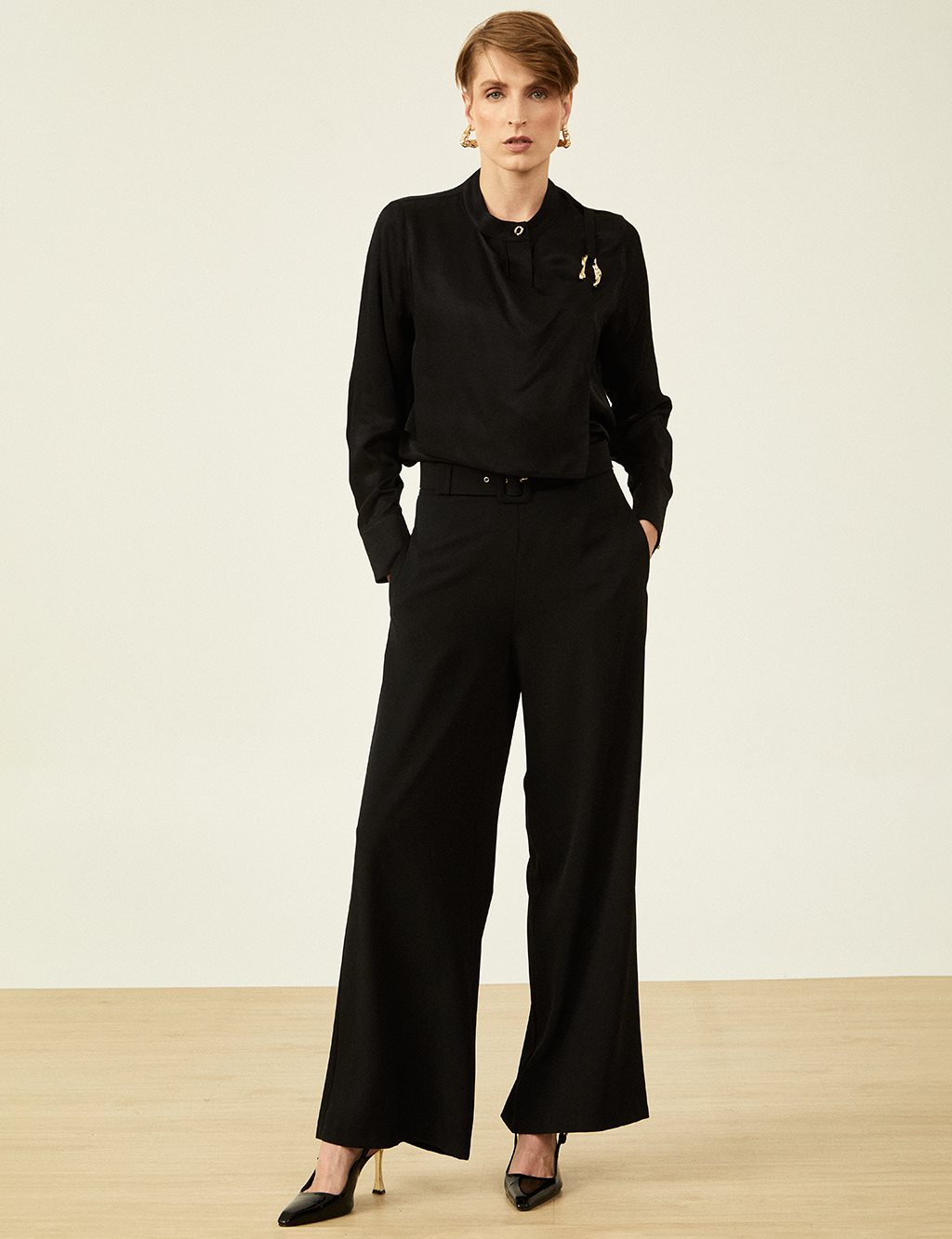 Belt Detailed Wide Leg Trousers Black