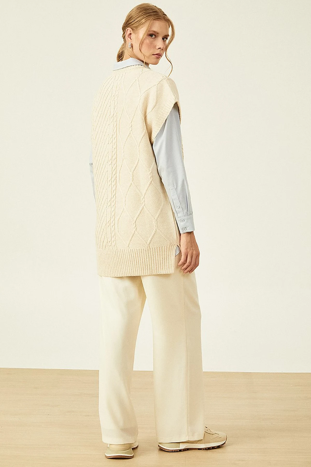Knitted Patterned Knit Sweater Cream