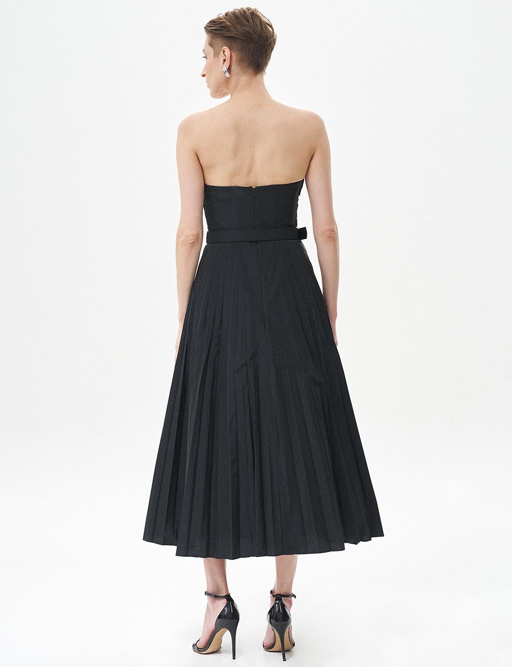 Stone-Embellished Strapless Neck Evening Dress in Black