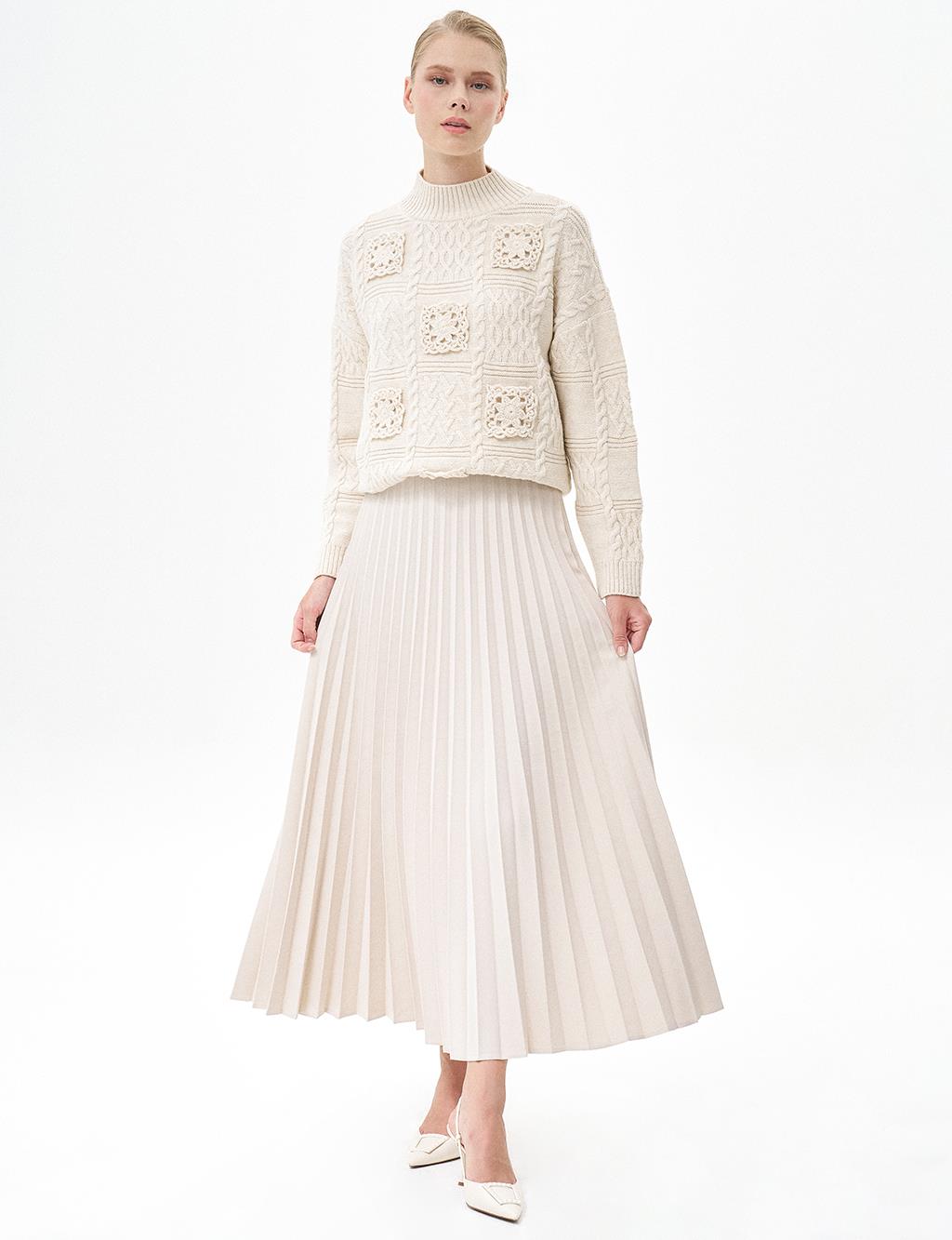 Zipped Pleated Skirt Stone