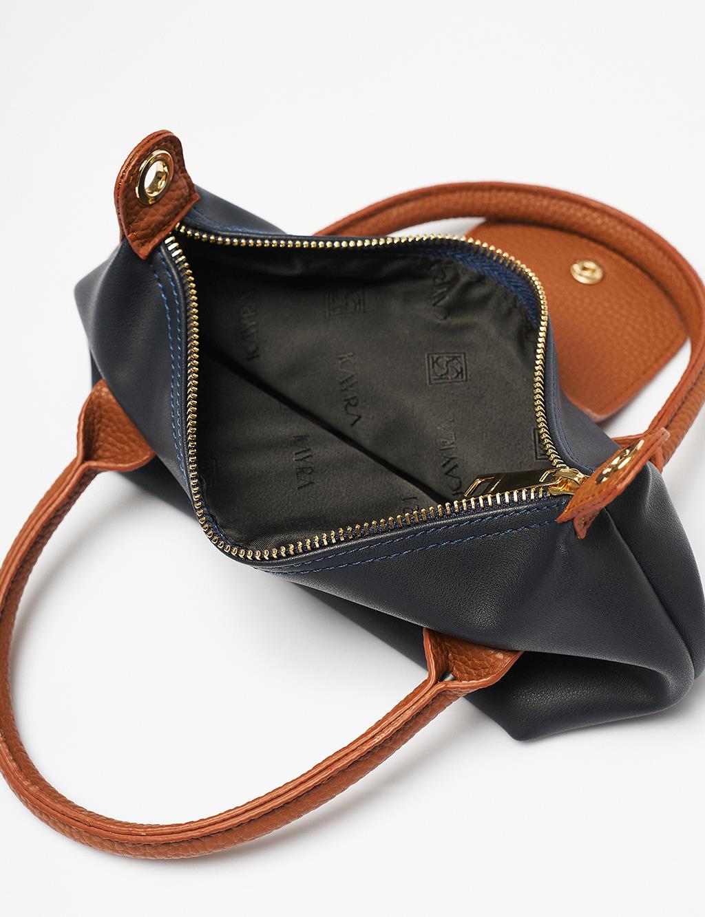 Crossbody Shopper Bag in Navy Blue