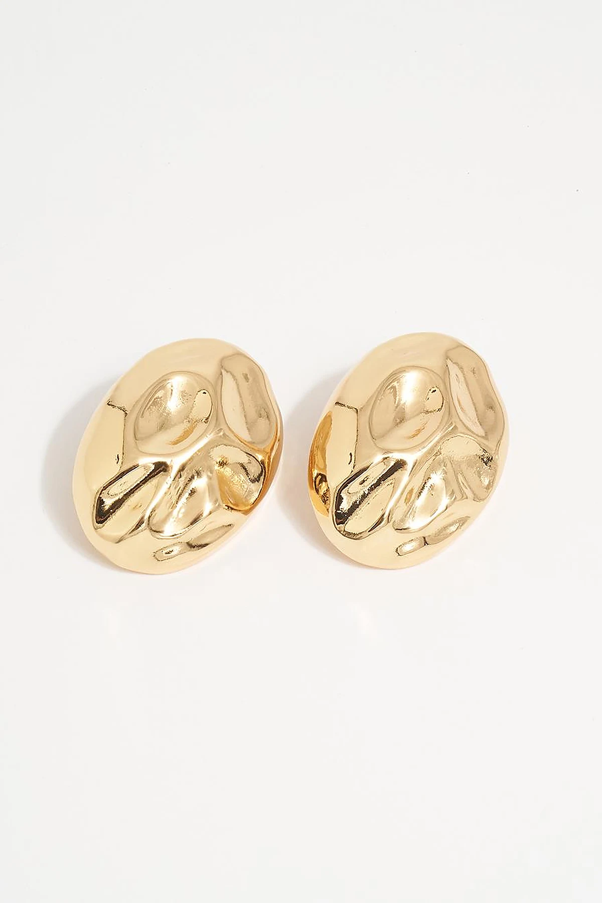 Oval Patterned Earring Gold