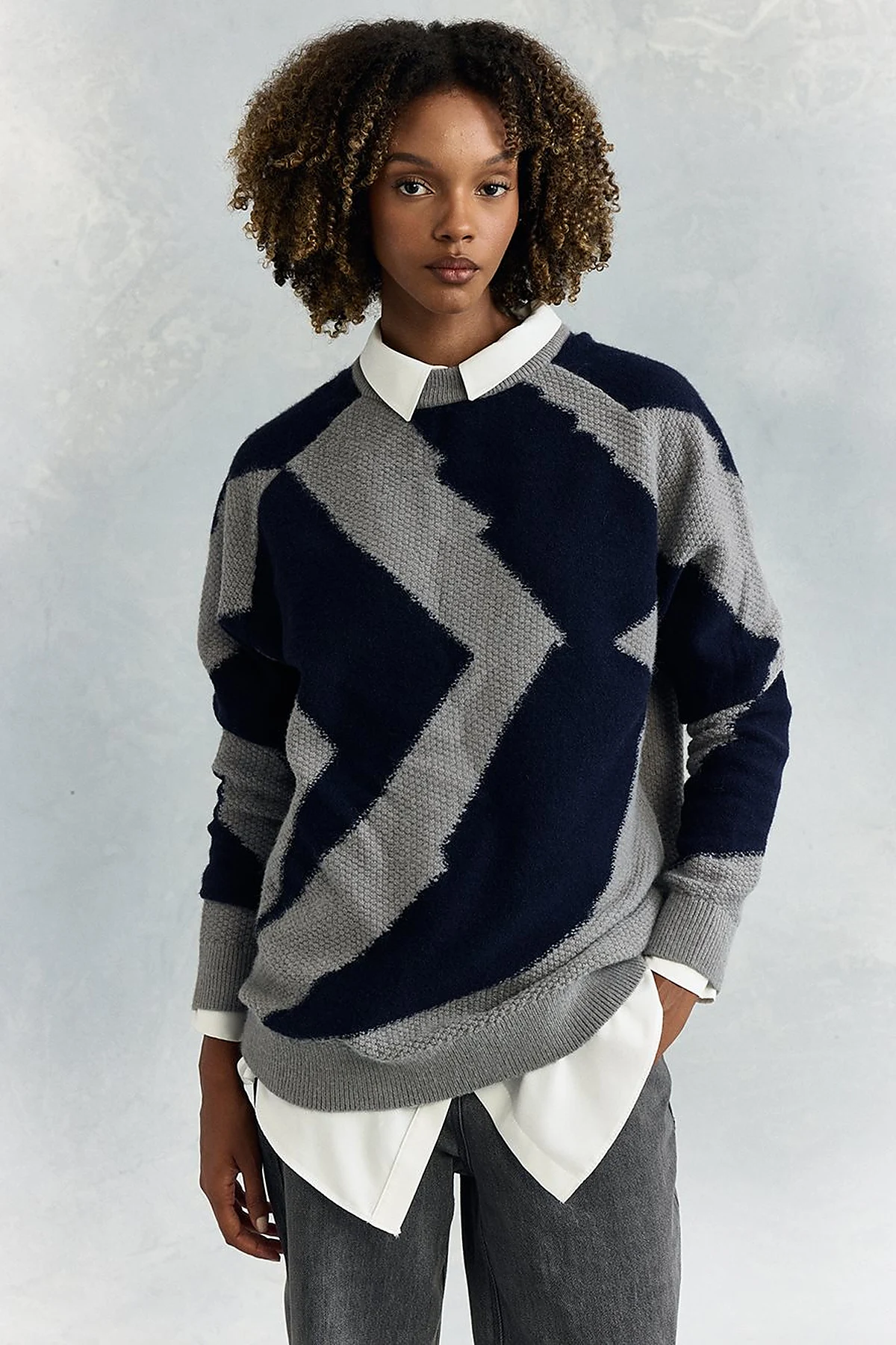 Abstract Patterned Knit Tunic in Gray