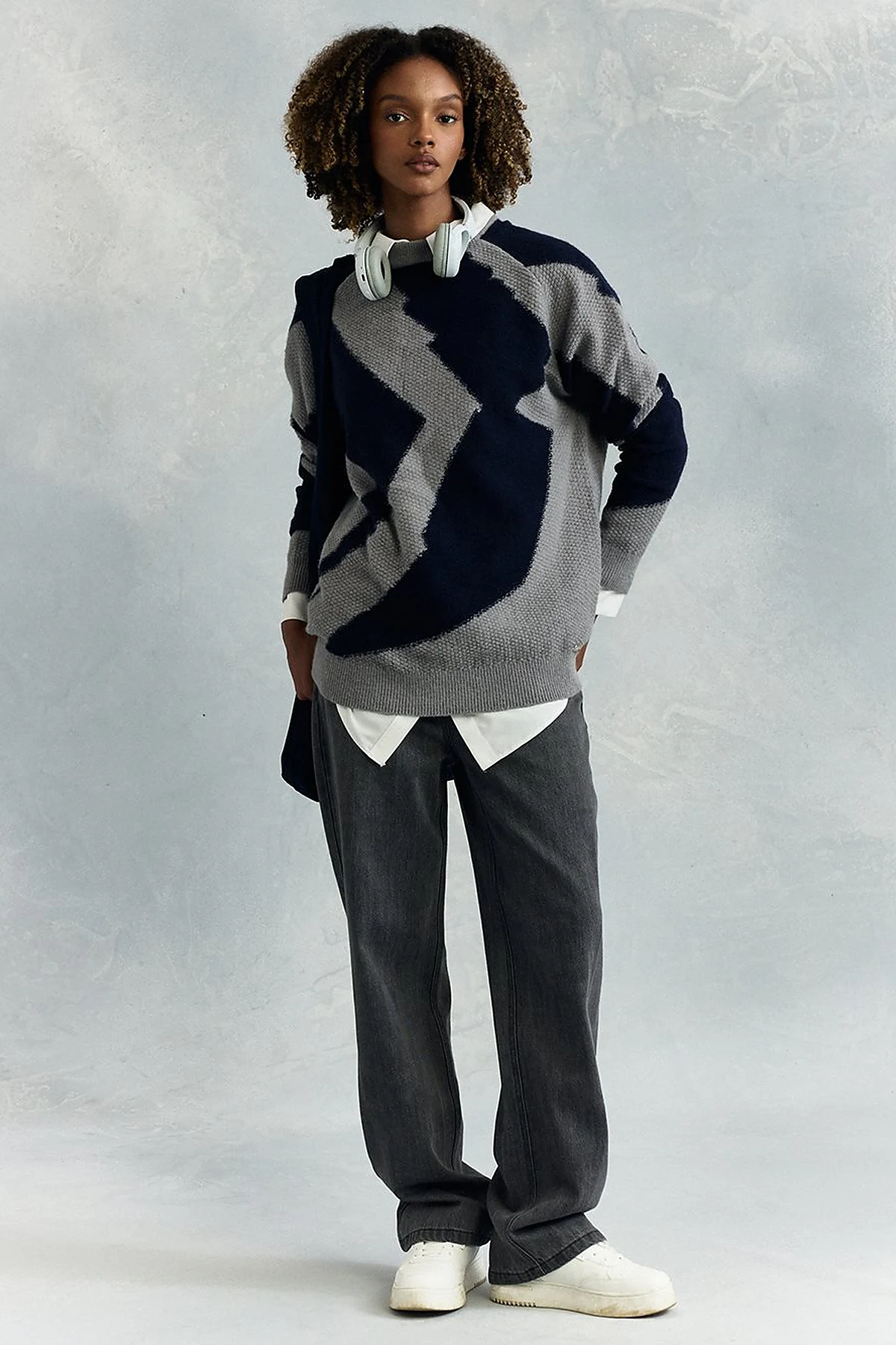 Abstract Patterned Knit Tunic in Gray