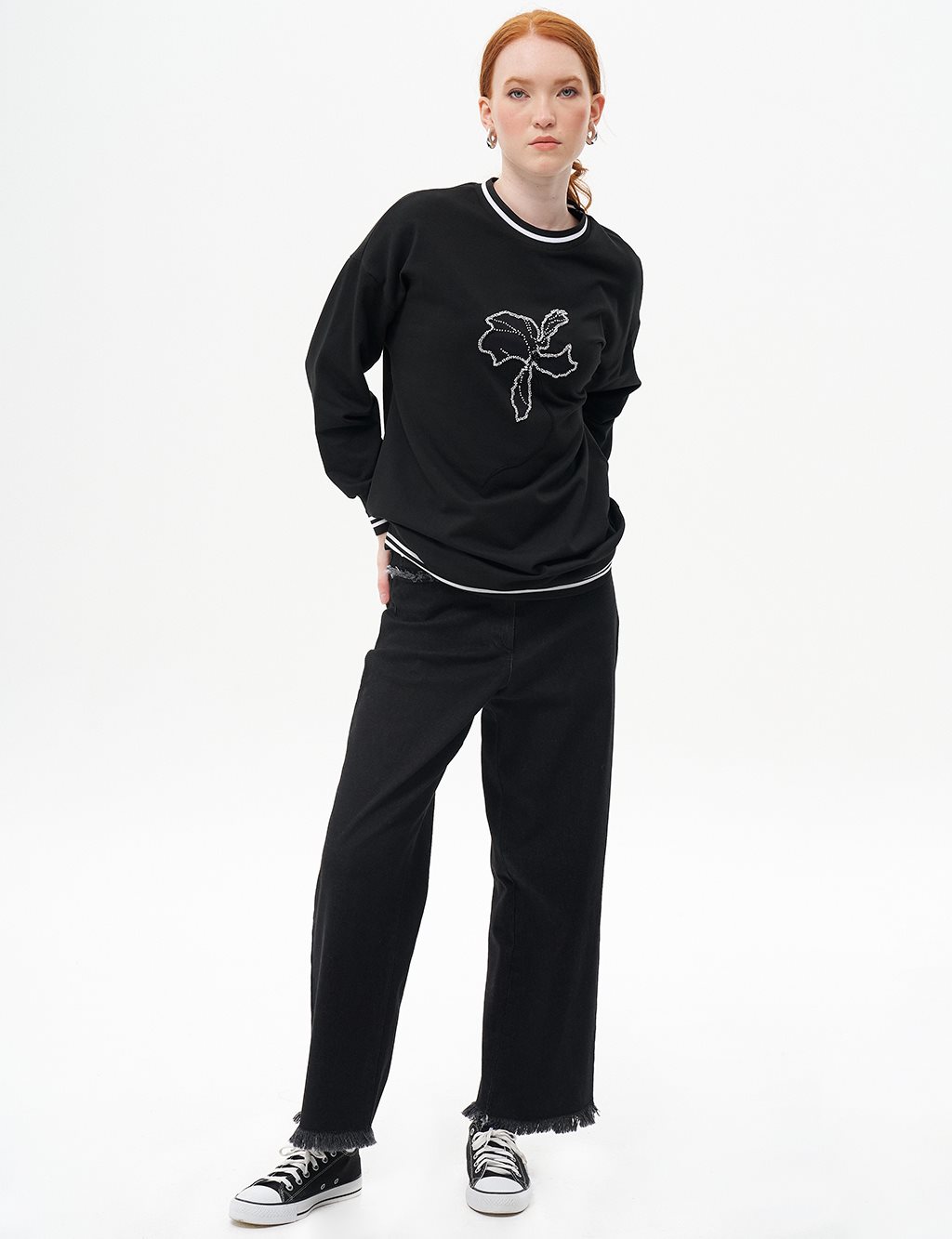 Flower Appliqué Double Knit Sweatshirt in Black