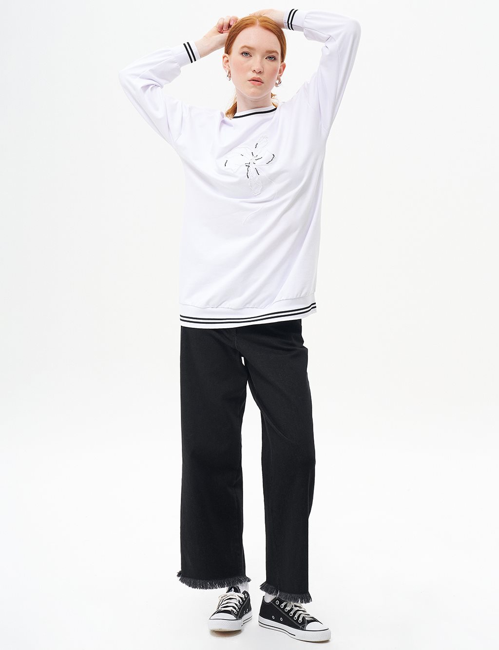 Flower Appliqué Double Knit Sweatshirt in Optical White