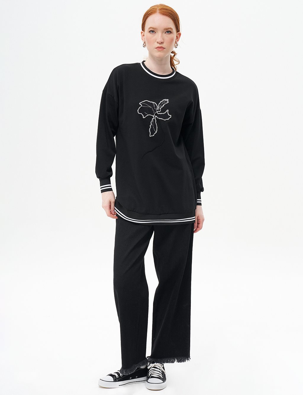 Flower Appliqué Double Knit Sweatshirt in Black