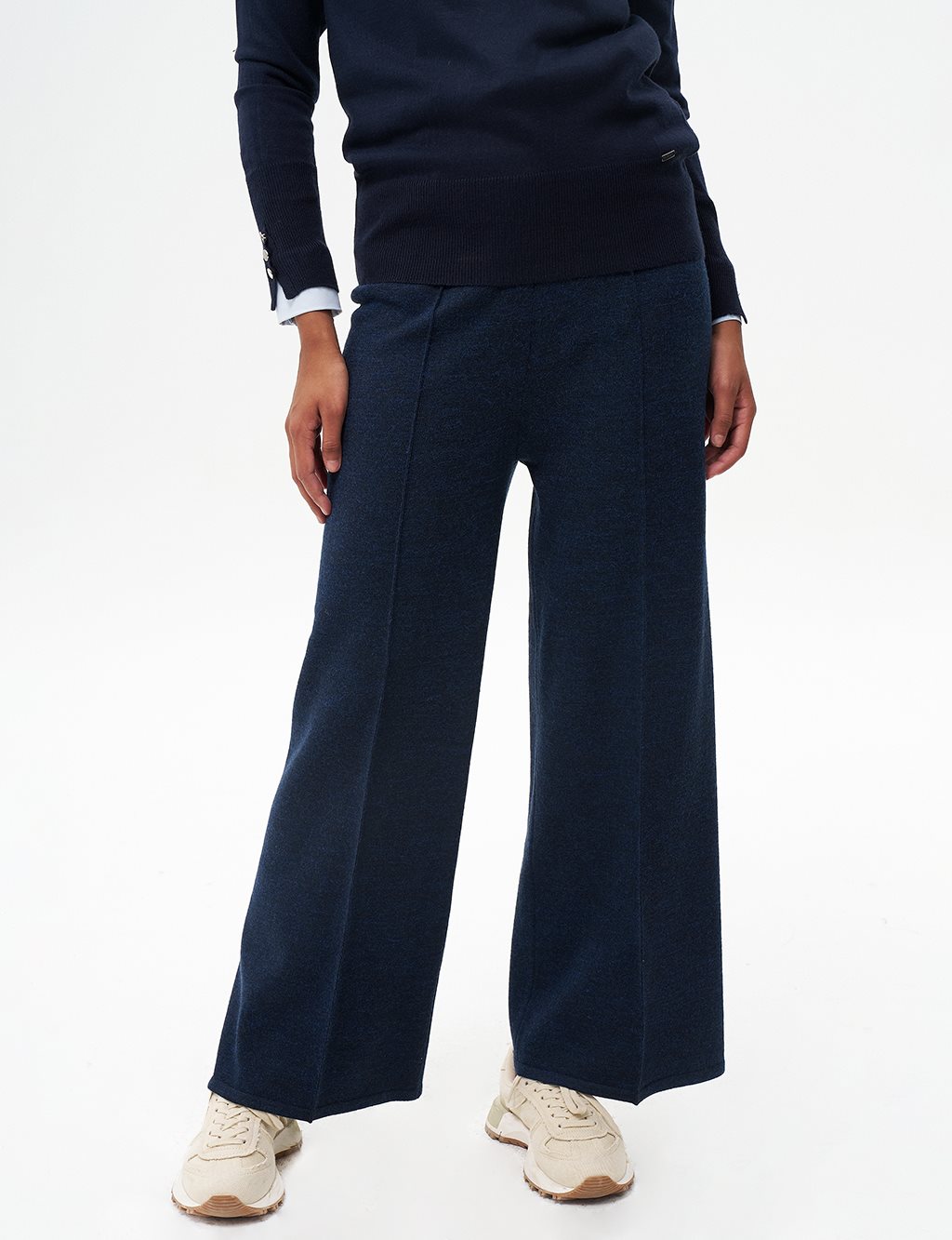 Grass Stitched Knit Pants Navy Blue