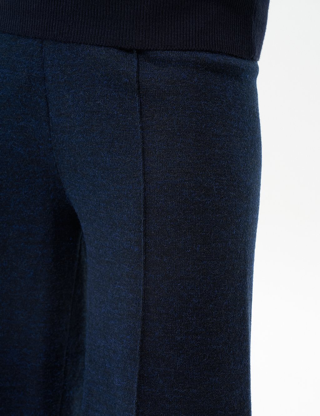 Grass Stitched Knit Pants Navy Blue