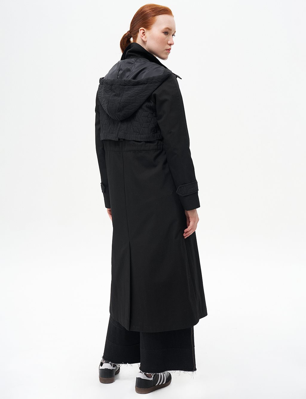 Quilted Mixed Cape Black
