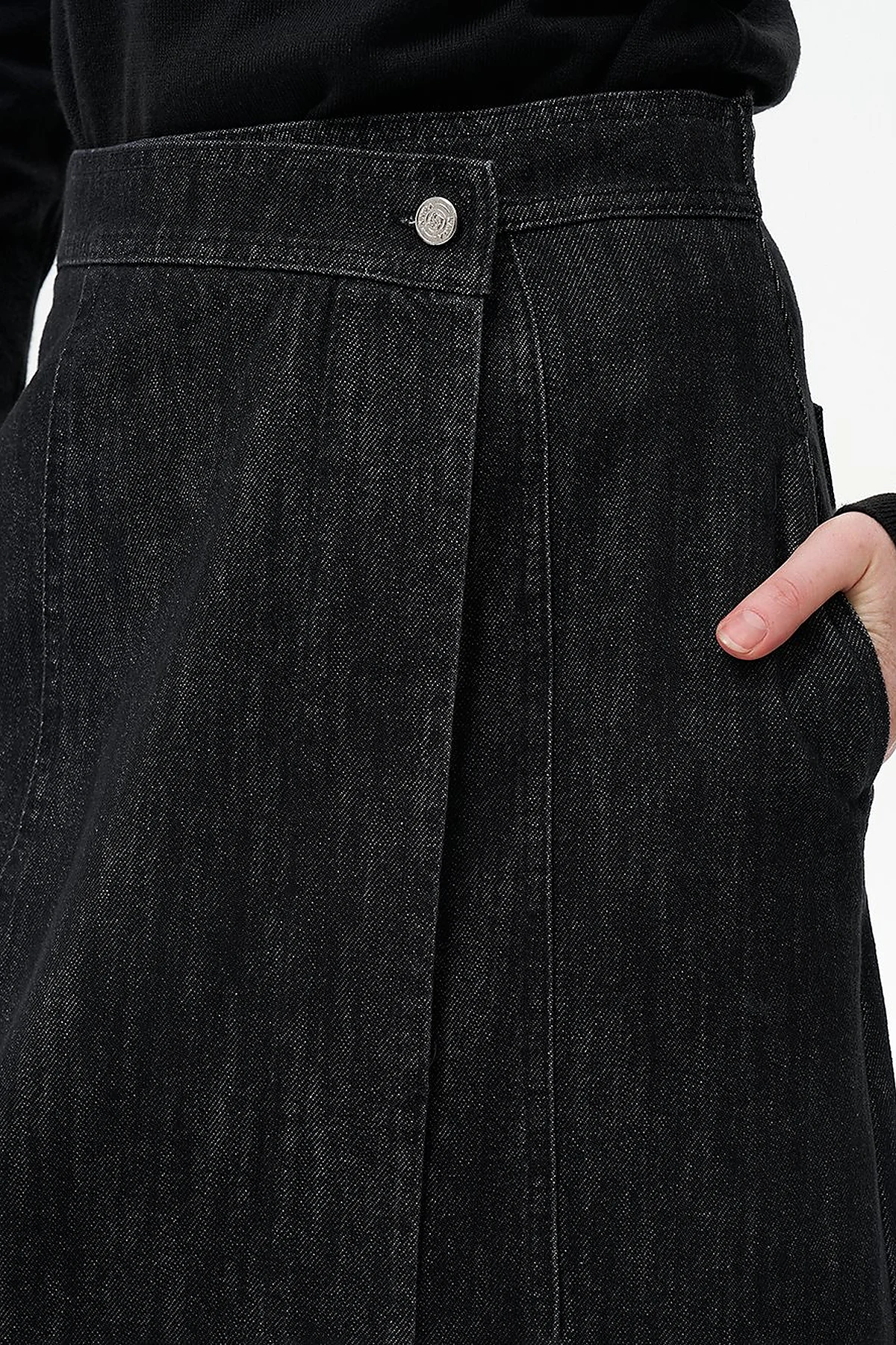 Denim Skirt with Zipper Detail Black