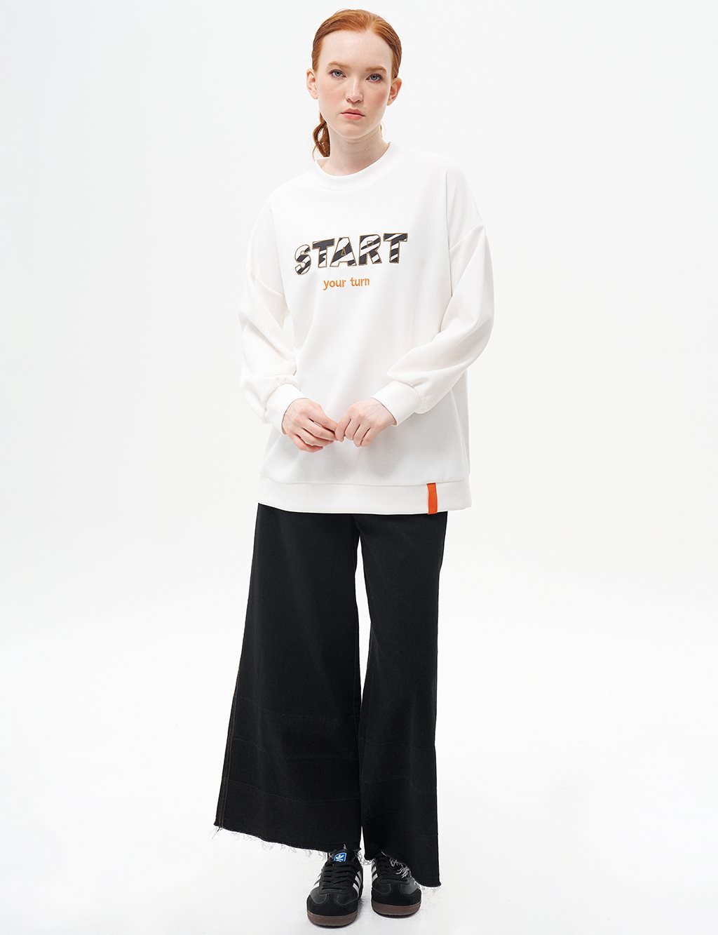 Slogan Nakışlı Scuba Sweatshirt Ekru