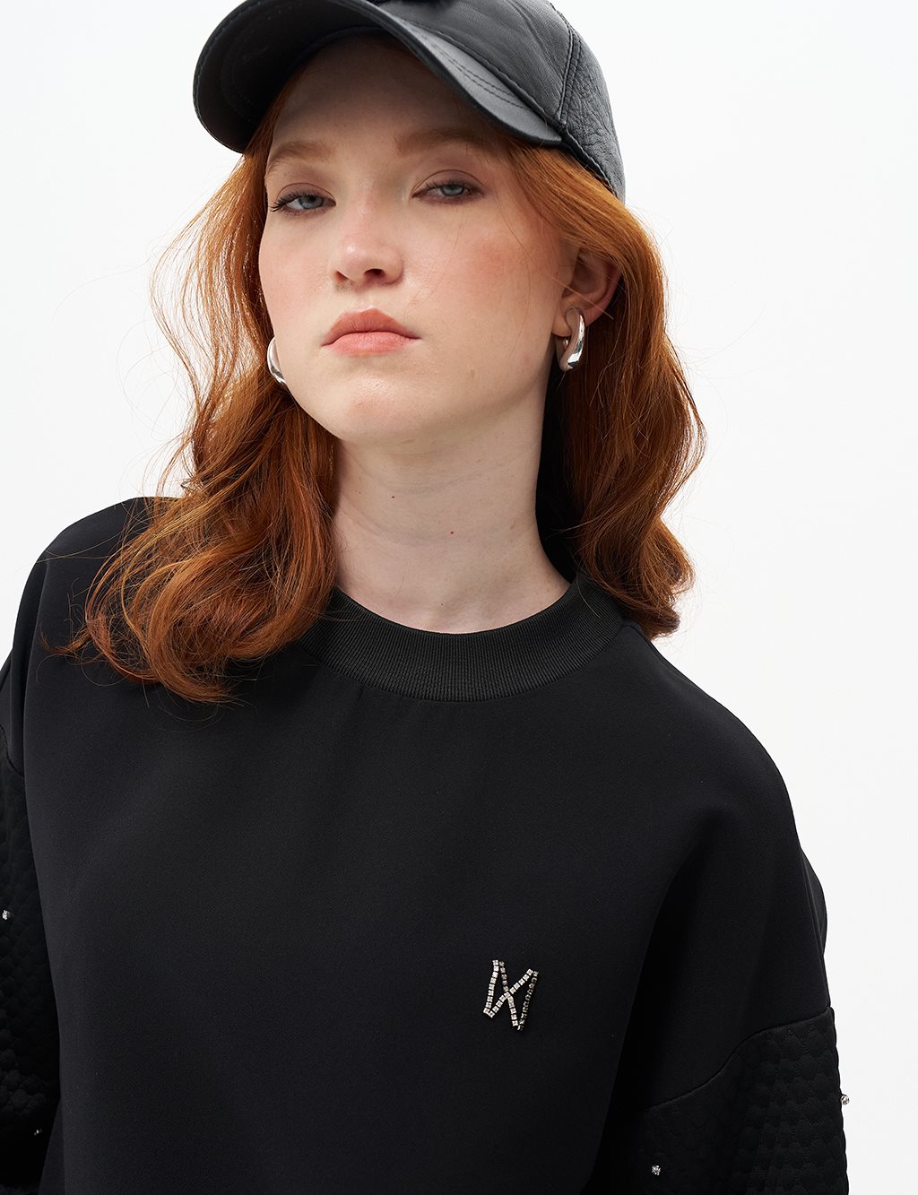 Stone-Embellished Crew Neck Sweatshirt Black