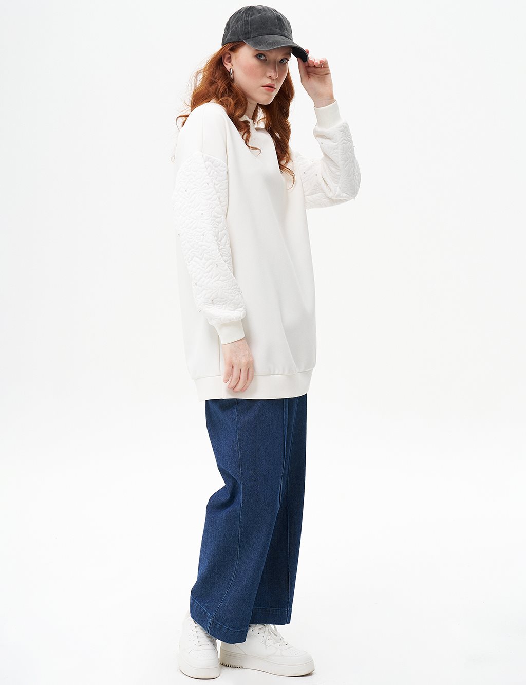 Stone-Embellished Crew Neck Sweatshirt Optic White