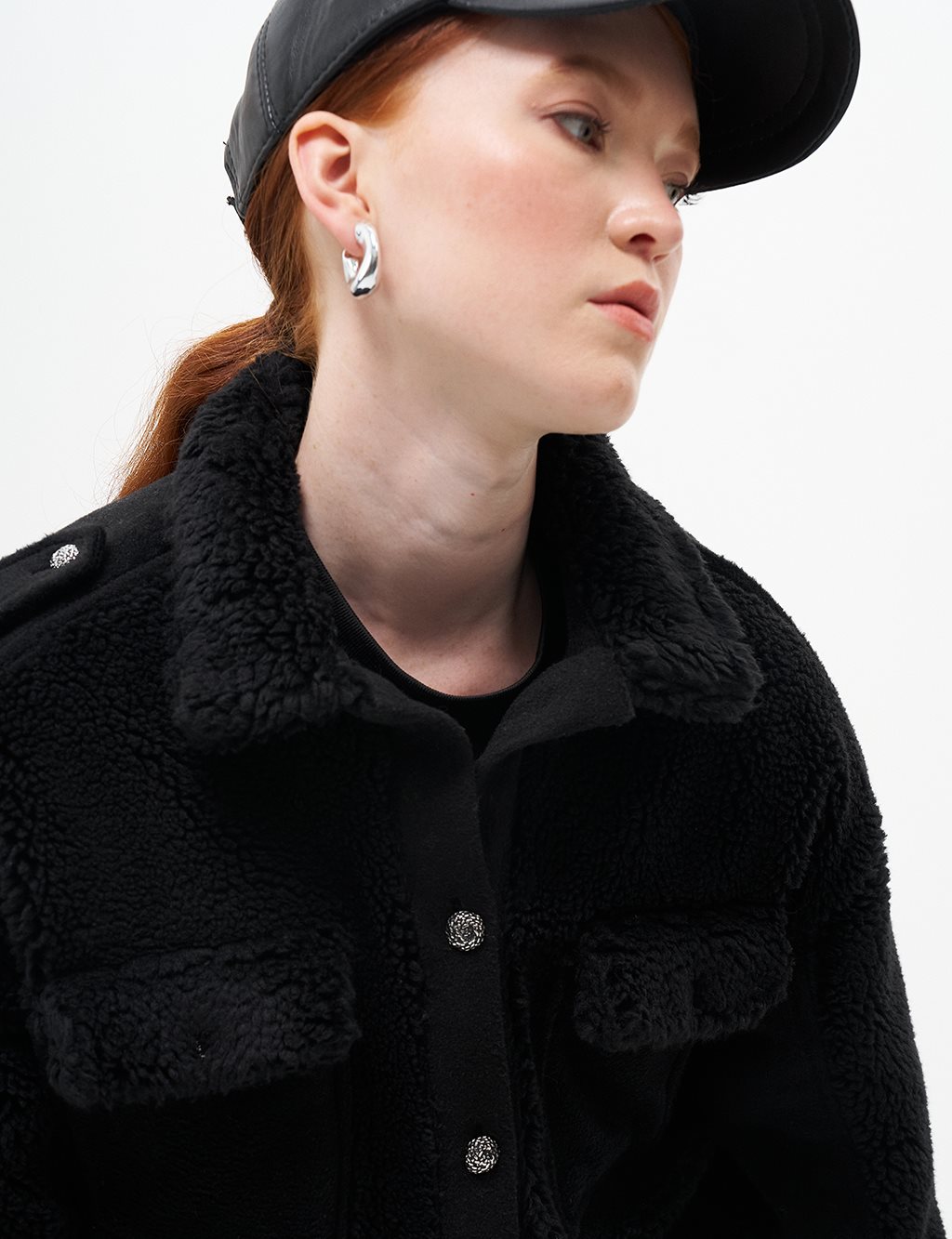 Double Pocket Plush Jacket Black