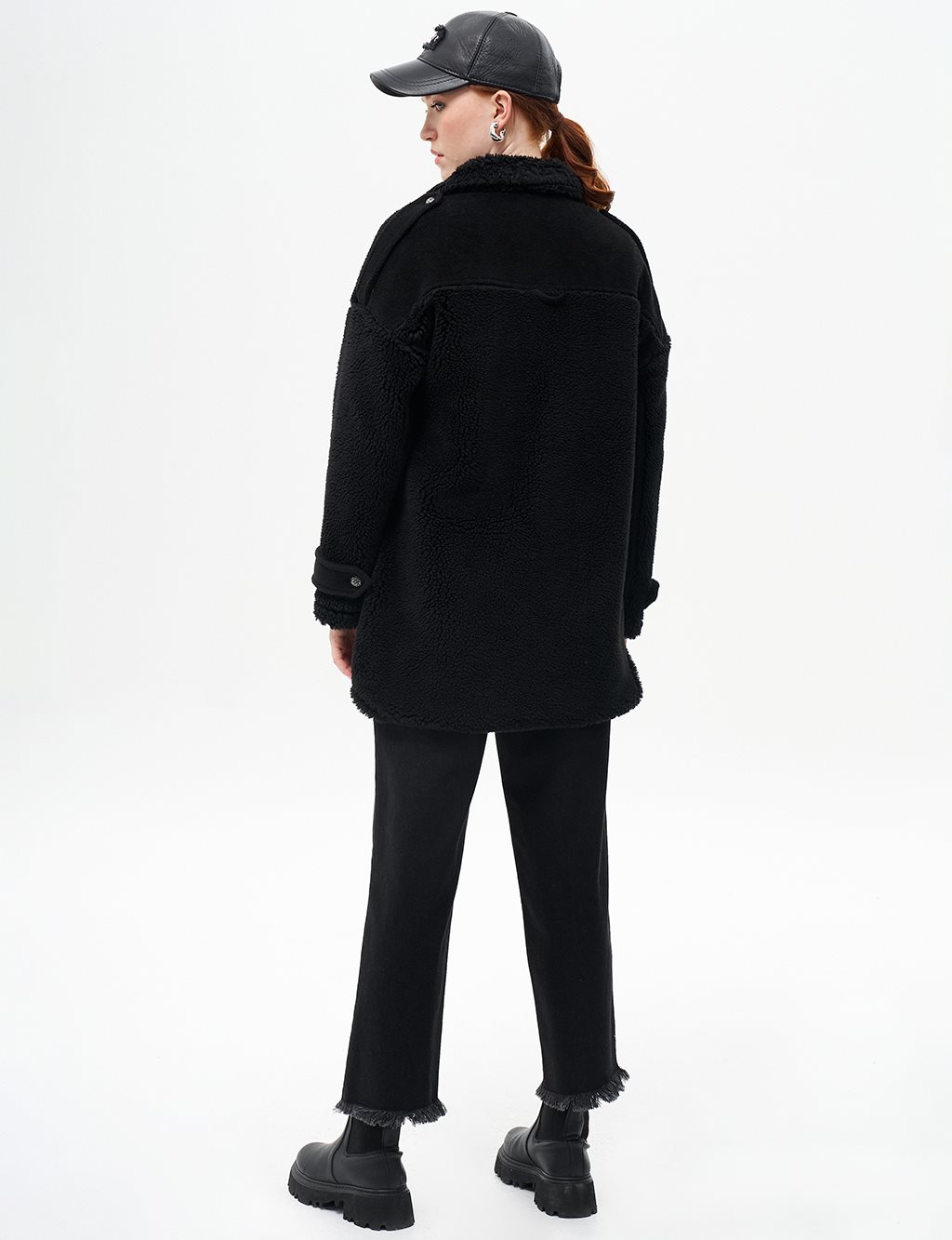 Double Pocket Plush Jacket Black