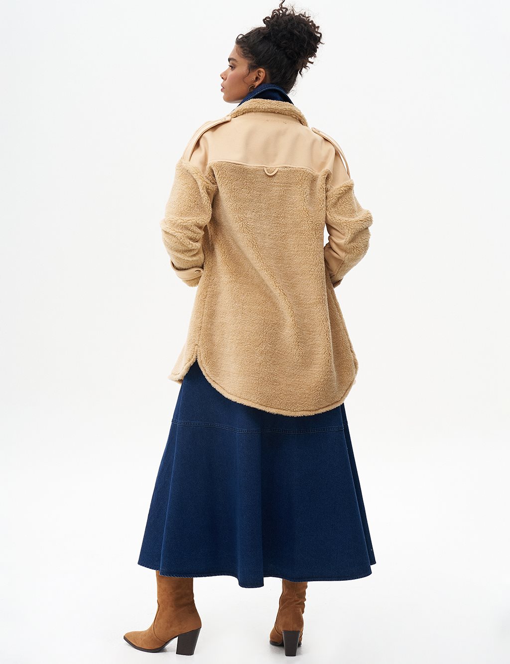 Double Pocket Plush Jacket Cream