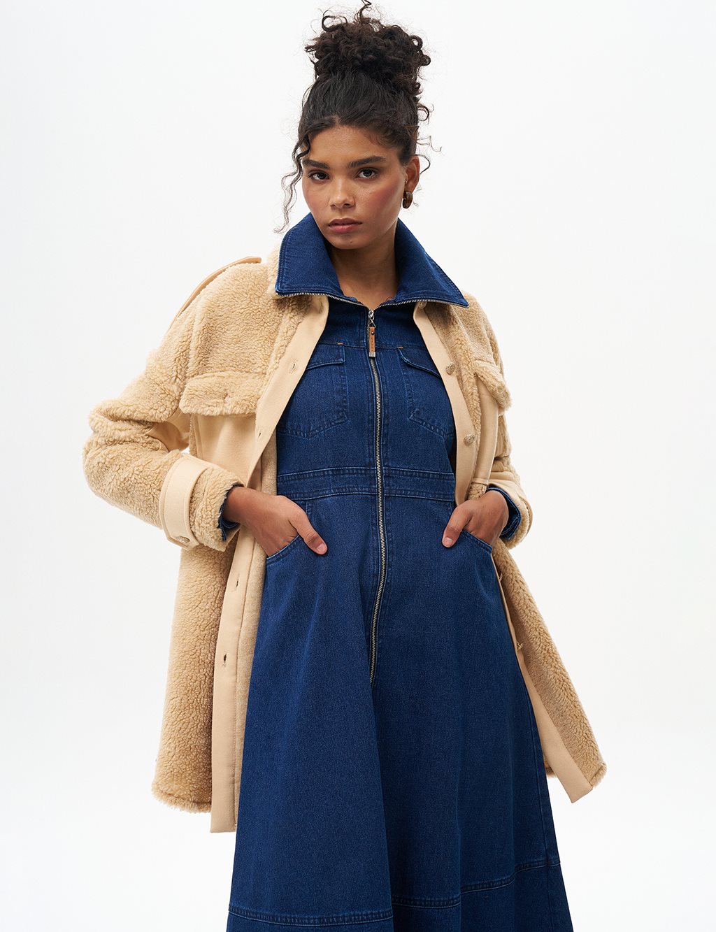 Double Pocket Plush Jacket Cream