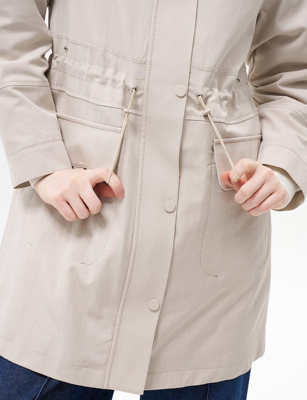 Eyelet Detailed Waist Gathered Coat Stone