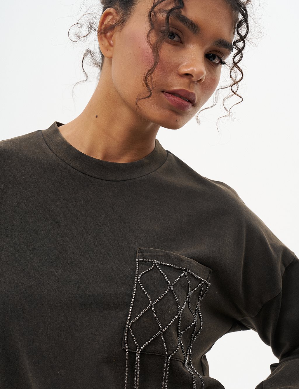 Stone Embroidered Two Thread Sweatshirt Green