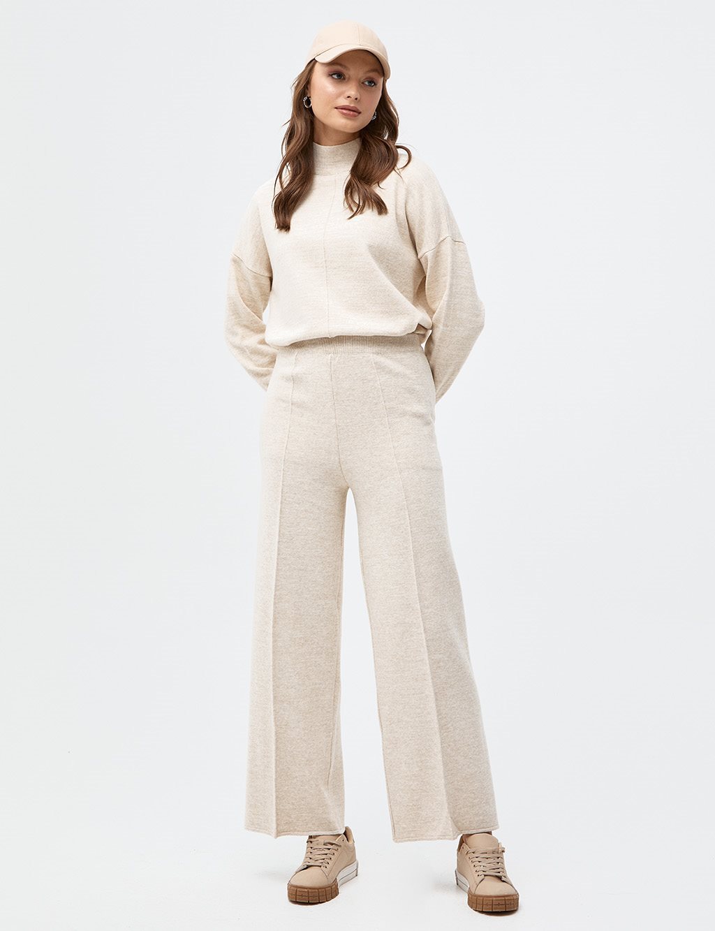 Grass Stitched Knit Pants Stone 