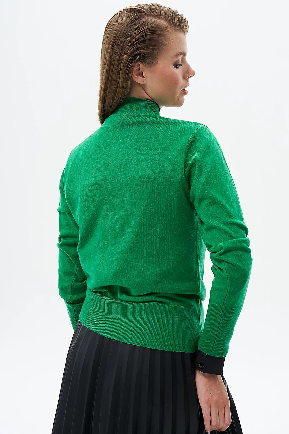 Basic Knit Sweater in Green
