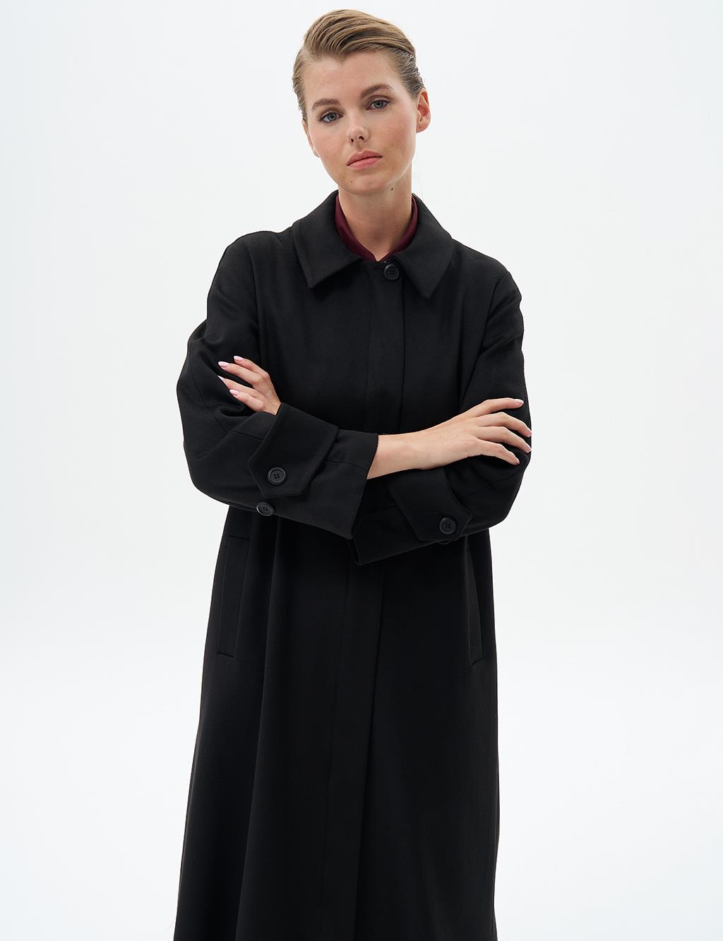 Cashmere Coat with Collar Detail Black