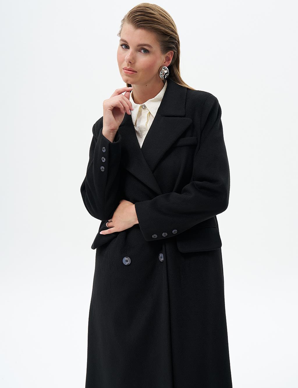 Flared Pocket Cashmere Coat Black