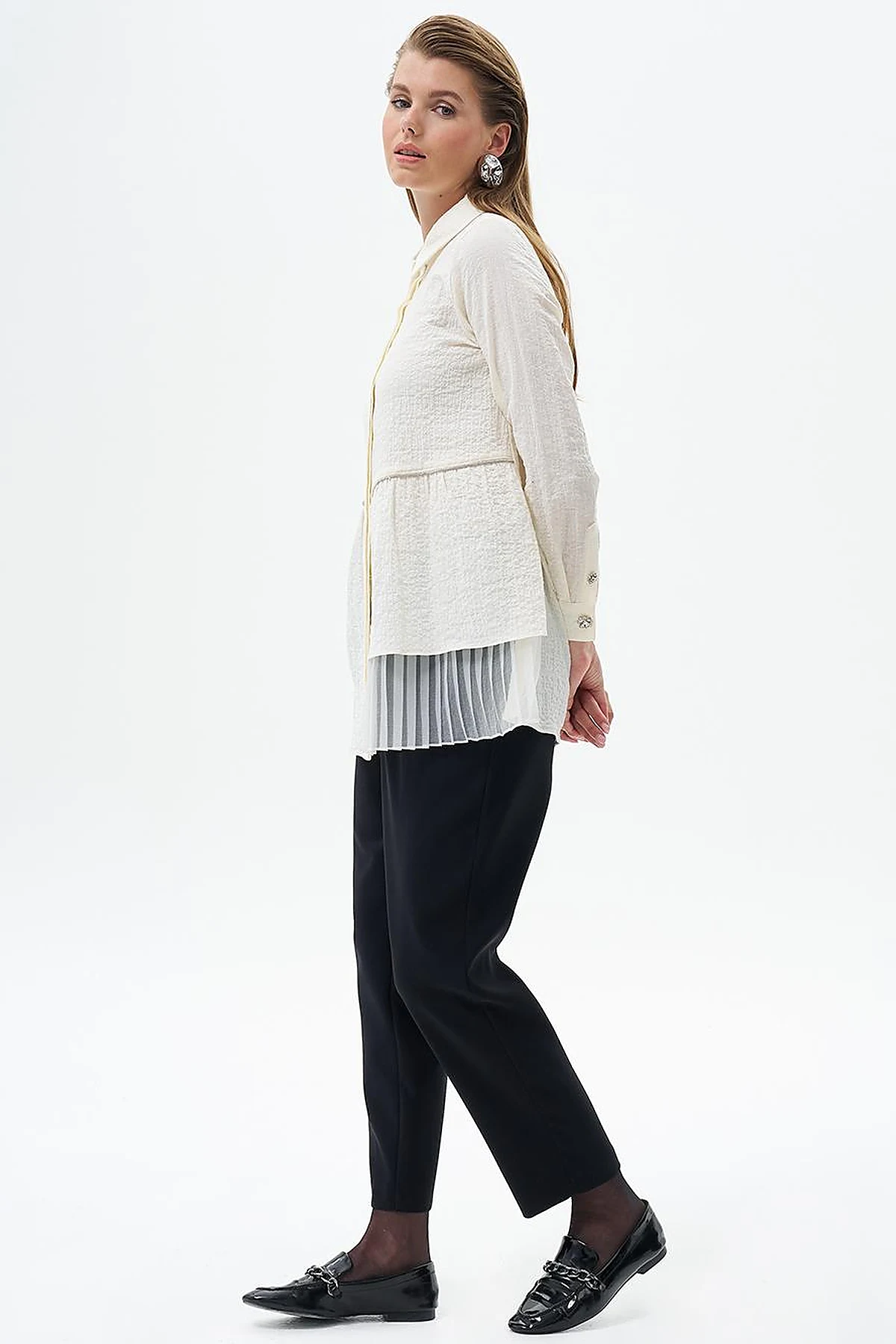Carrot Trousers with Waist Detail Black