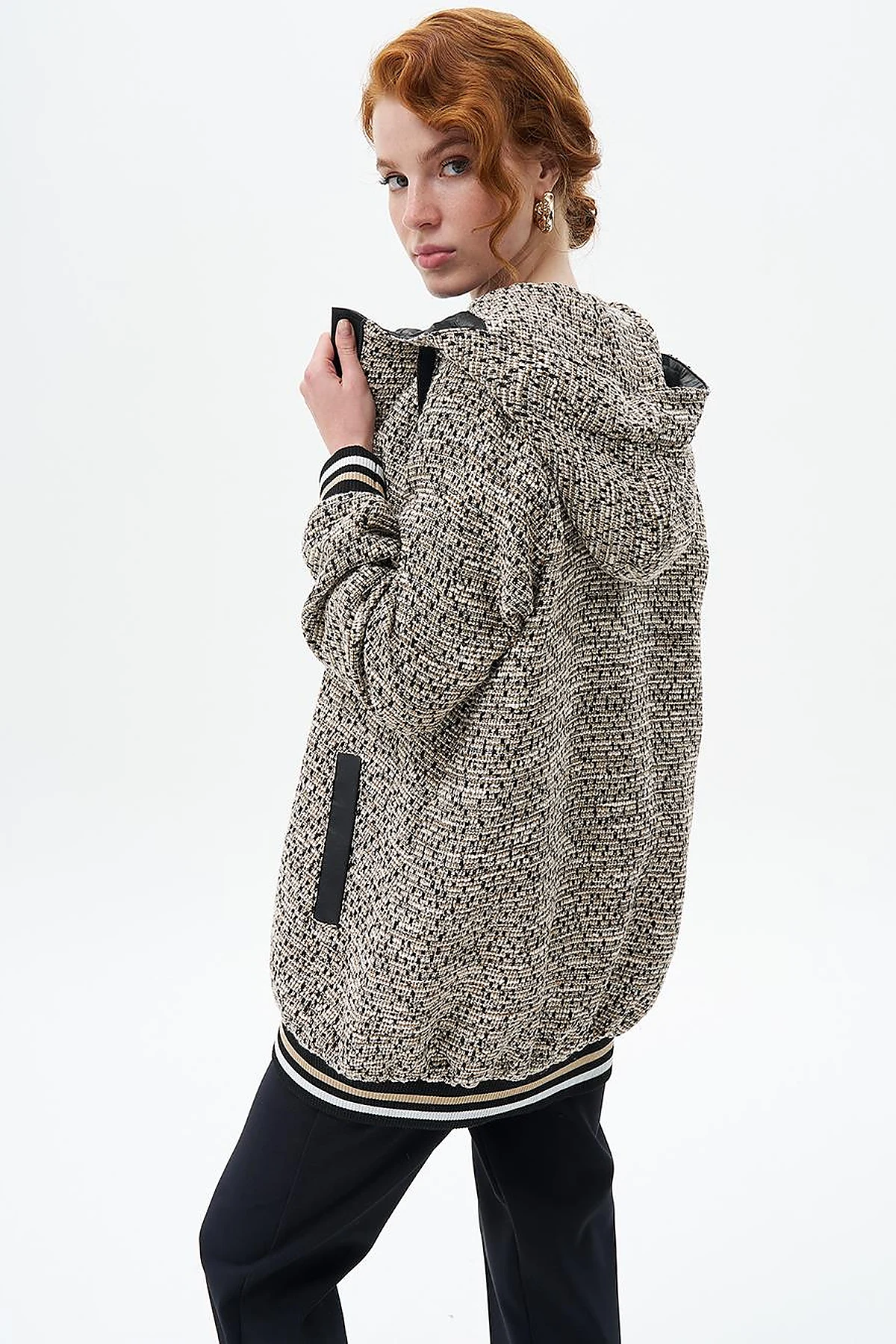 Ribbed Jacket with Hood Detail Black-Beige