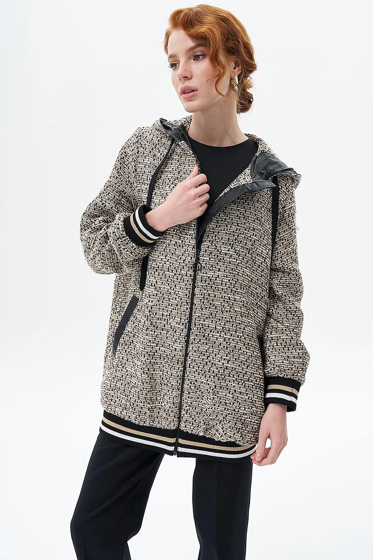 Ribbed Jacket with Hood Detail Black-Beige