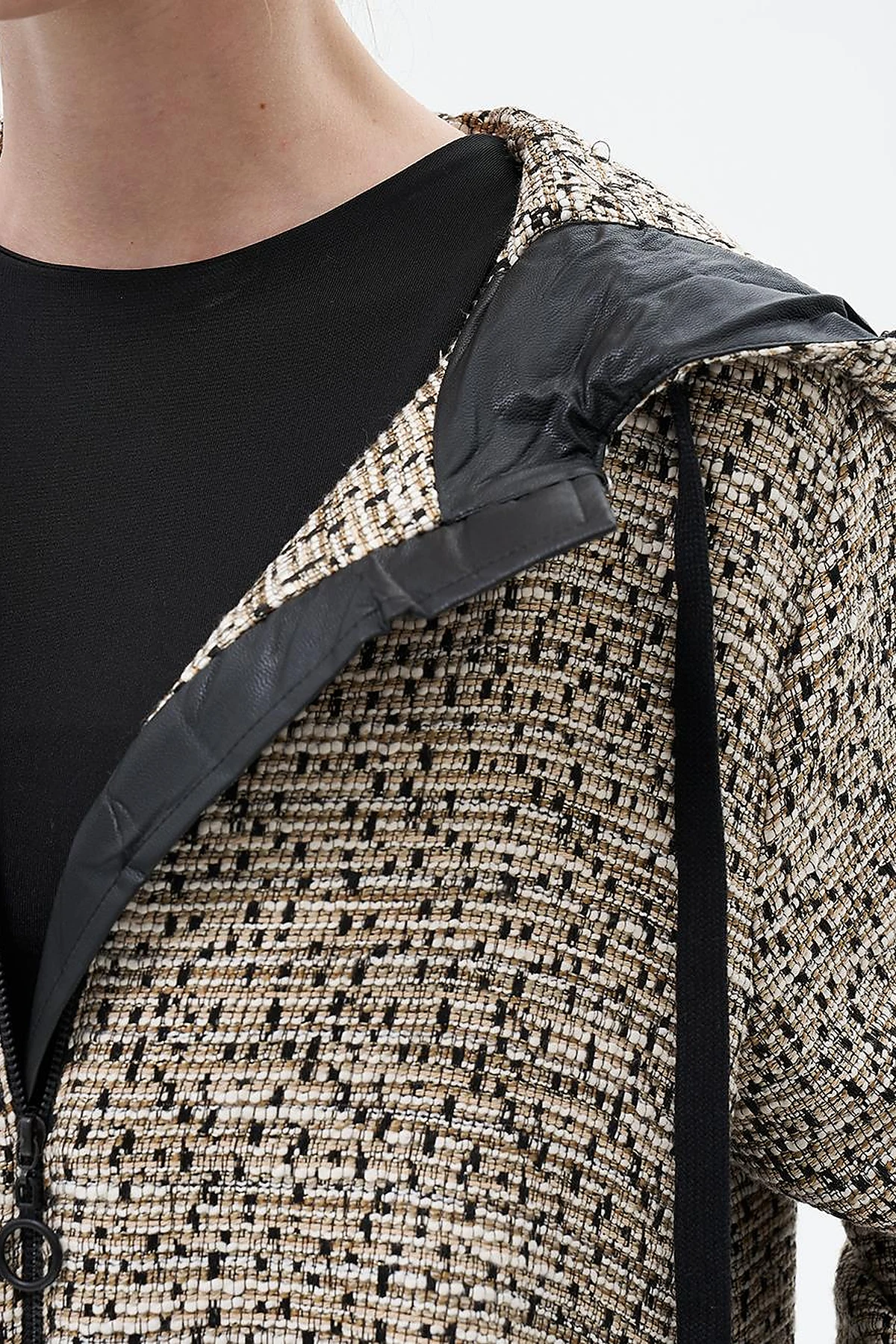 Ribbed Jacket with Hood Detail Black-Beige