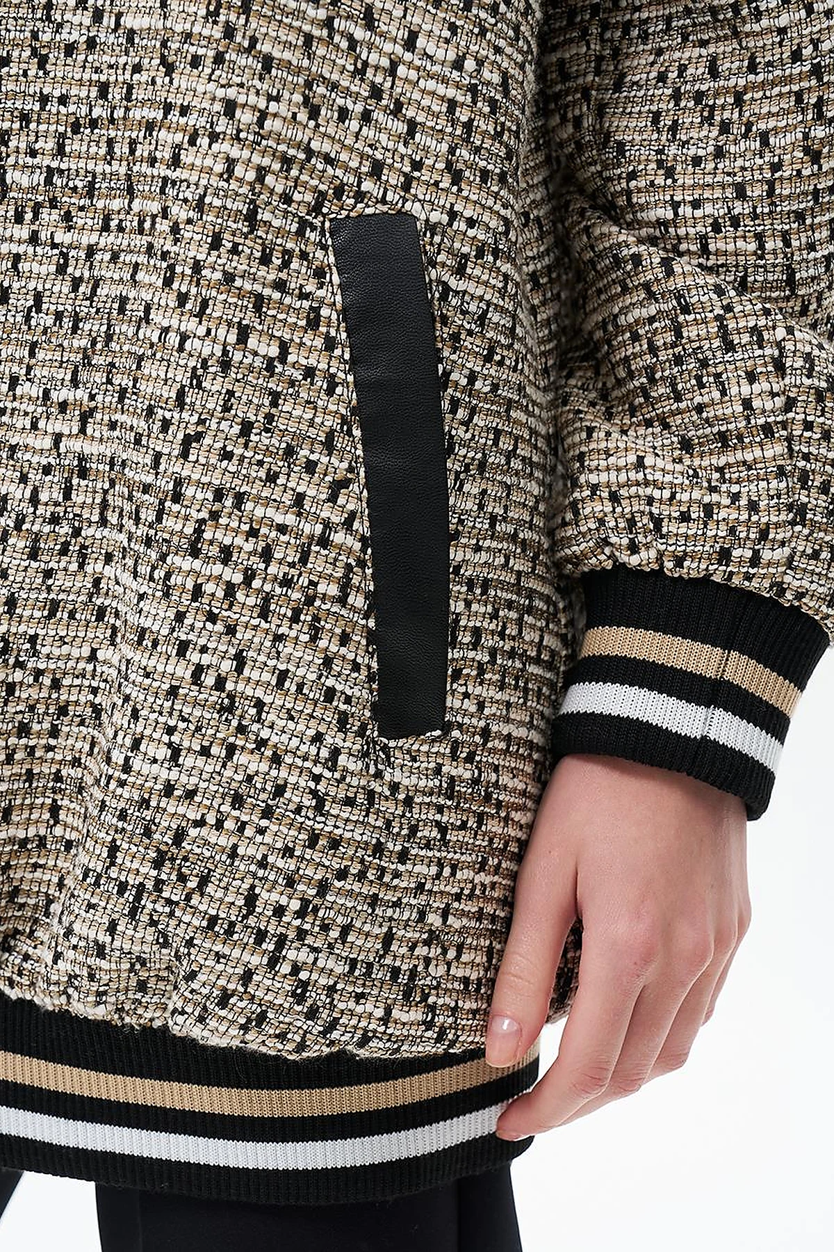Ribbed Jacket with Hood Detail Black-Beige