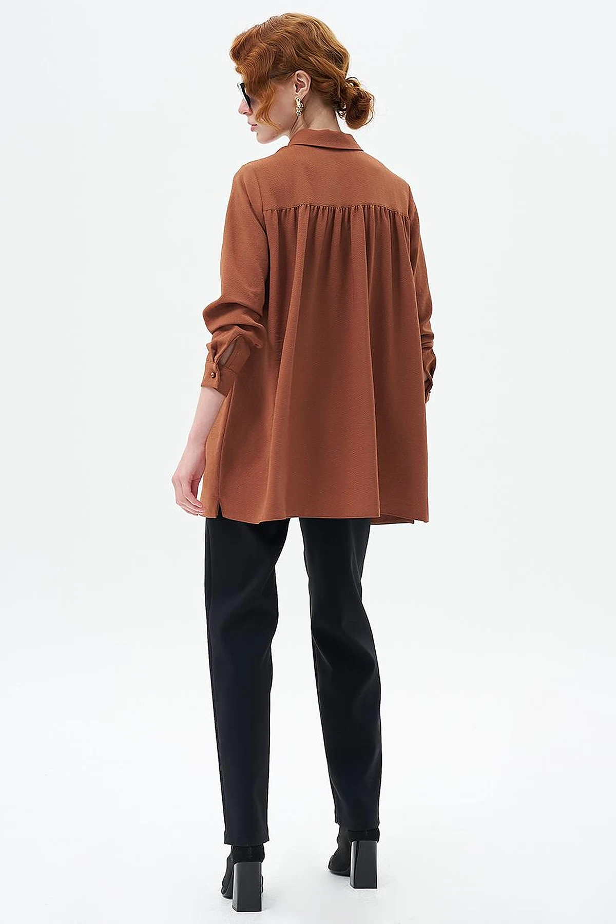 Stone-Embroidered Chic Tunic Tobacco