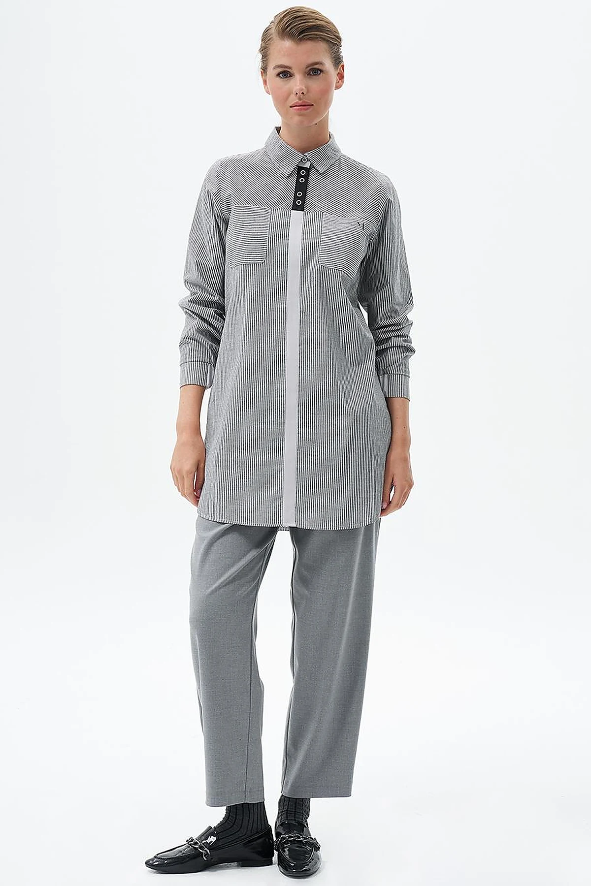 Striped Pattern Tunic with Elastic Gathered Wrists Black