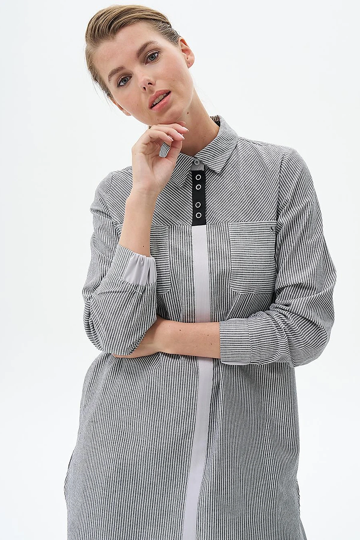 Striped Pattern Tunic with Elastic Gathered Wrists Black