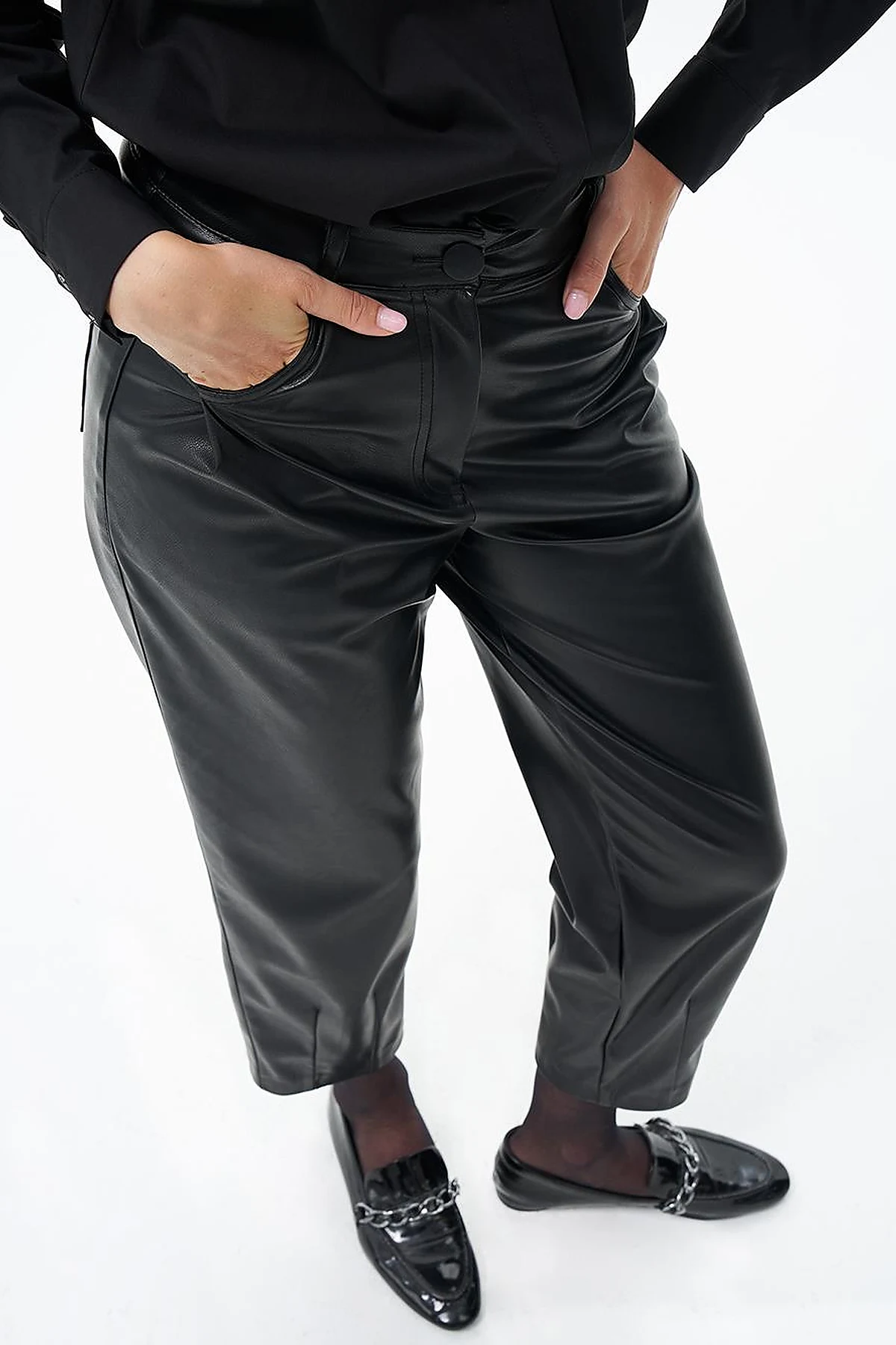 Metal Accessory Detailed Faux Leather Pants Black
