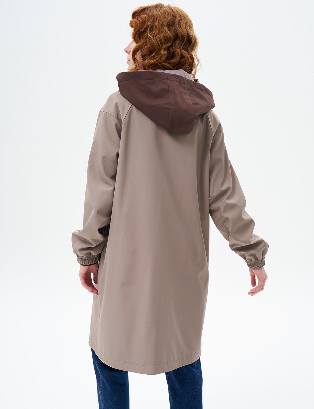 Hooded Coat with Elastic Gathered Wrists Mink