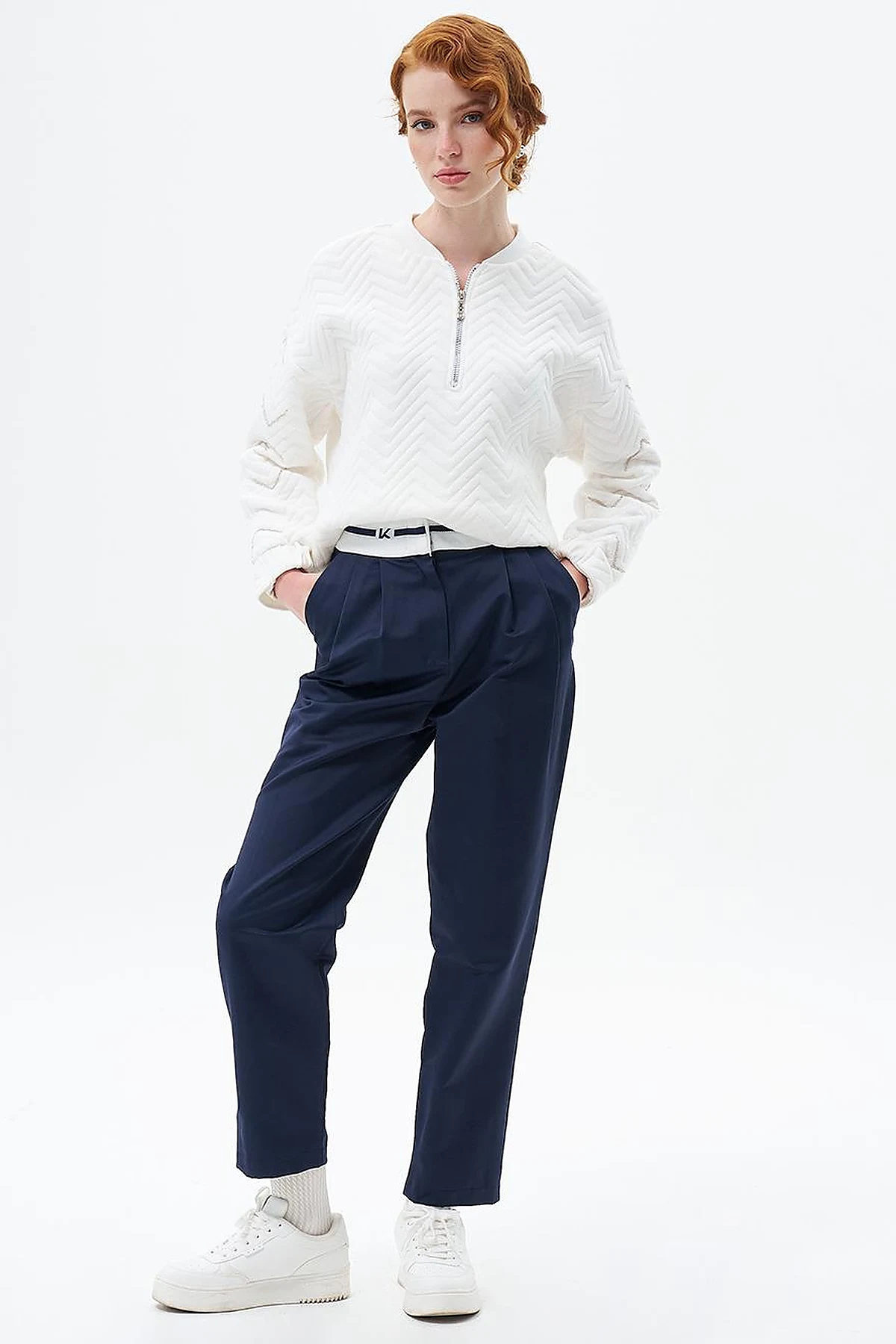 Carrot Pants with Pleated Logo Dark Navy Blue